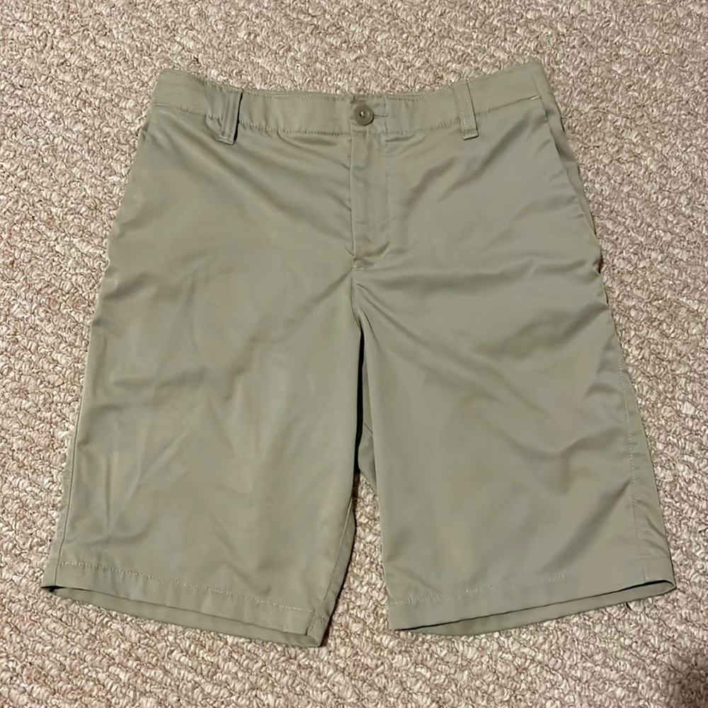 Under Armour Boys Golf Shorts.